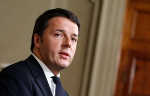 Disoccupazione record tra i giovani, Renzi: "Occupazione ultima cosa che riparte dopo una crisi"