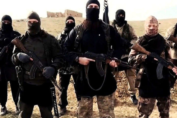 L’appello dell’Isis ai migranti: "Tornate a casa e potrete contare su di noi"