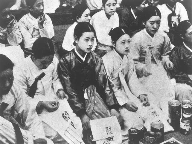 Intesa storica Giappone-Corea del Sud: dopo 70 anni le scuse per le "donne conforto"