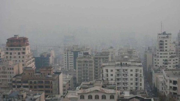 Teheran, statistica allarmante sulla mortalità: tutta colpa dello smog