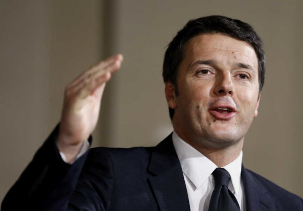 Renzi, discorso all'Italia: "Meglio il 2015 del 2014. A febbraio ddl per gli impiegati statali"