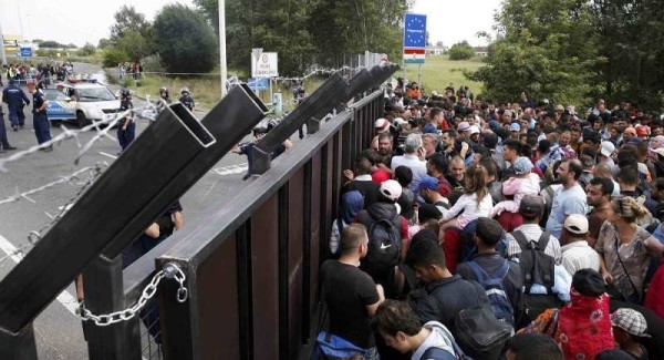 Migranti: Svezia e Danimarca sospendono accordi di Schengen e chiudono le porte