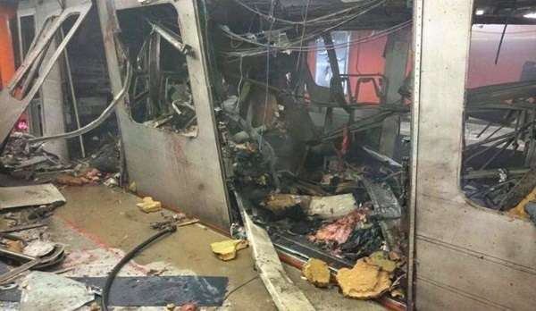 Attentati Isis a Bruxelles, colpiti aeroporto e tre stazioni metro: 34 morti e 180 feriti