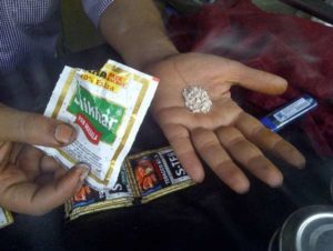 India, troppi tumori nel Paese: il governo di New Delhi vieta il tabacco da masticare