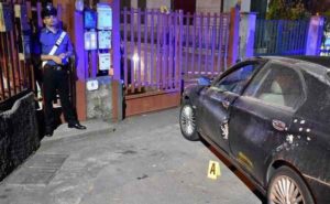 Catania, voleva vedere il figlio di 3 anni: ucciso a colpi di fucile dal marito dell'ex amante