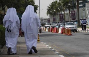 Qatar shock, turista violentata denuncia ma viene arrestata e rischia la lapidazione