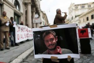 Caso Regeni, commissione Egitto rifiuta condivisione di video e tabulati con l'Italia