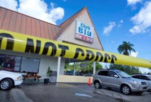 Florida, sparatoria nel parcheggio di una discoteca: 2 morti, 17 feriti. Tutti adolescenti